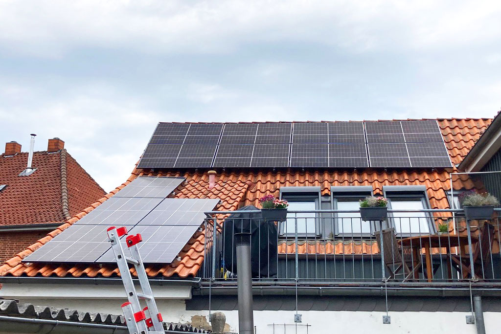 BCFC0B64-EB57-435C-8ADA-53661BACE583_1_105_c