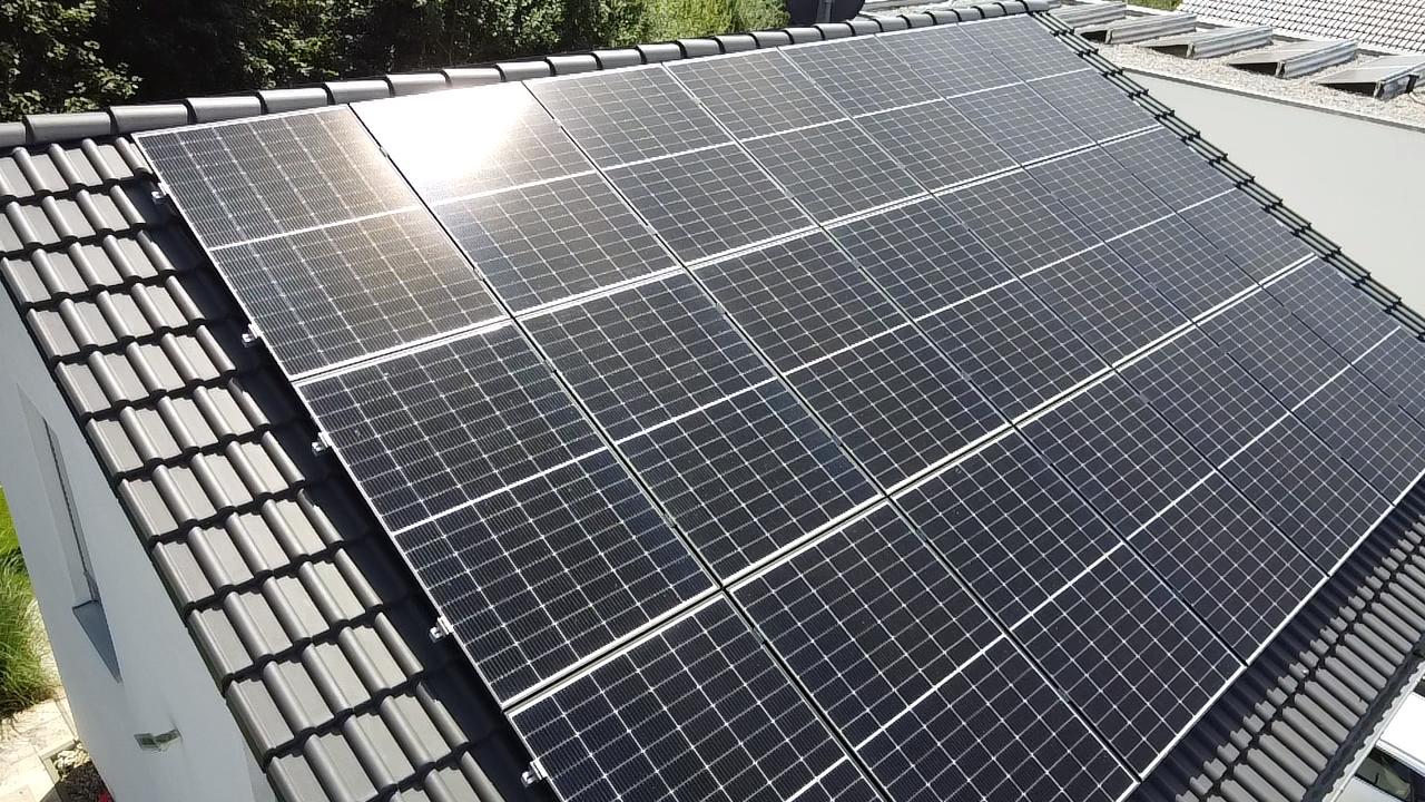 81B806F0-3188-43EE-A5A4-5F690A8173D9