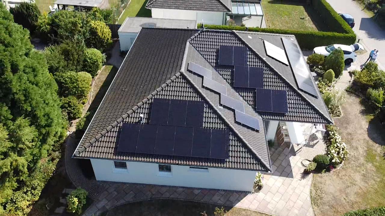 F97746B6-82CA-4DB9-AB74-8F278C753EF7